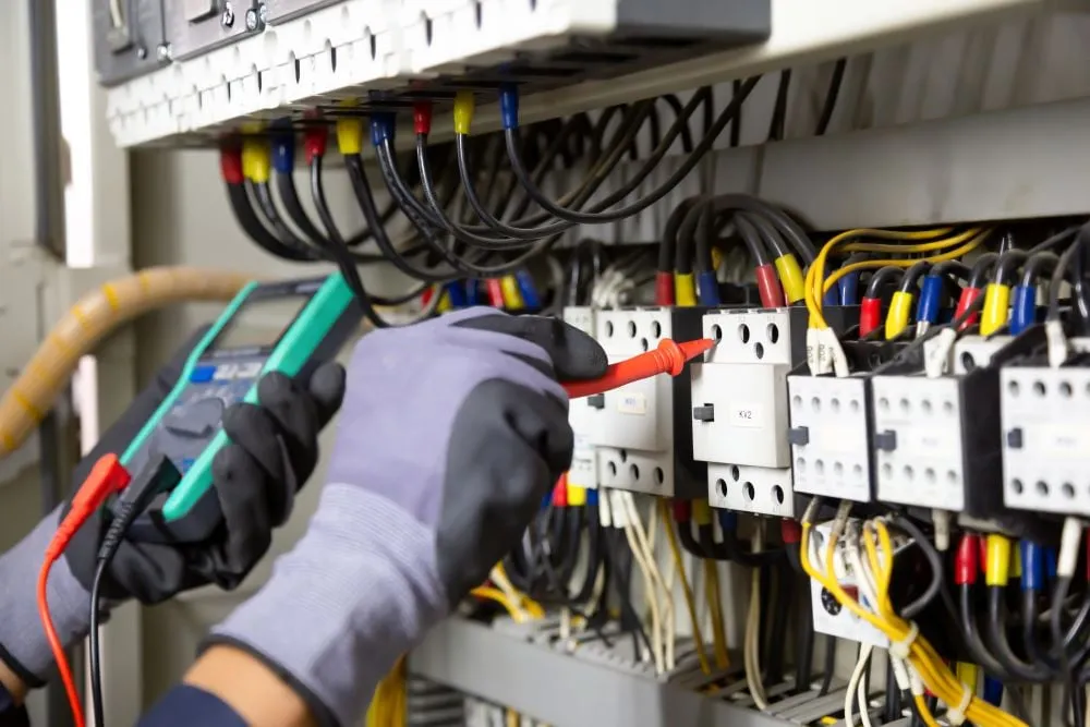 mantenimiento-electrico-industrial